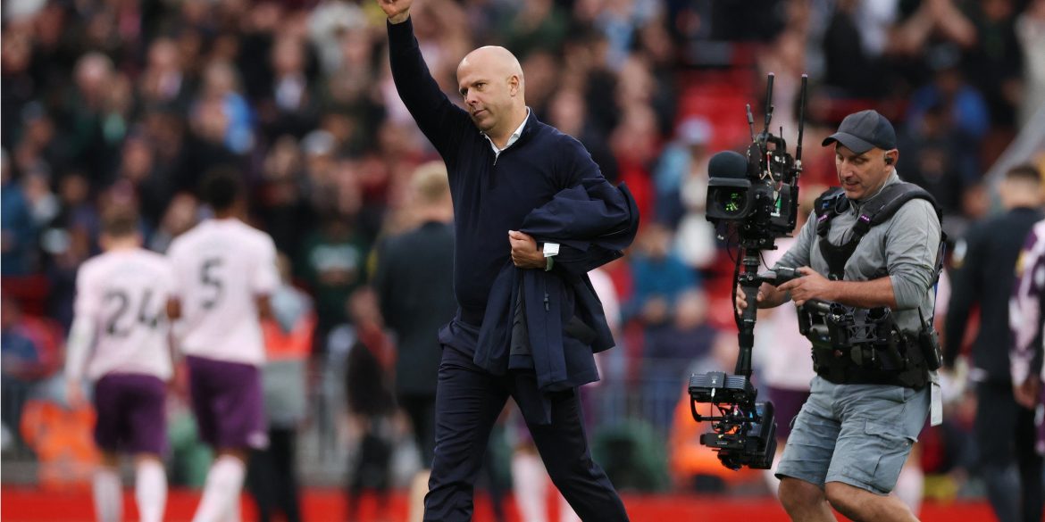 He lost the ball 19 times: Slot must drop 6/10 Liverpool man after West Ham