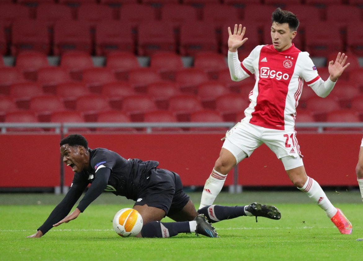 Arsenal handed Lisandro Martinez boost