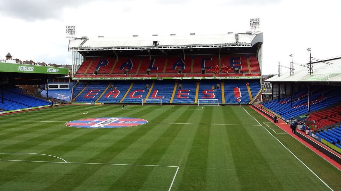 Crystal Palace fans react to ex-chairman’s comments on Roy Hodgson