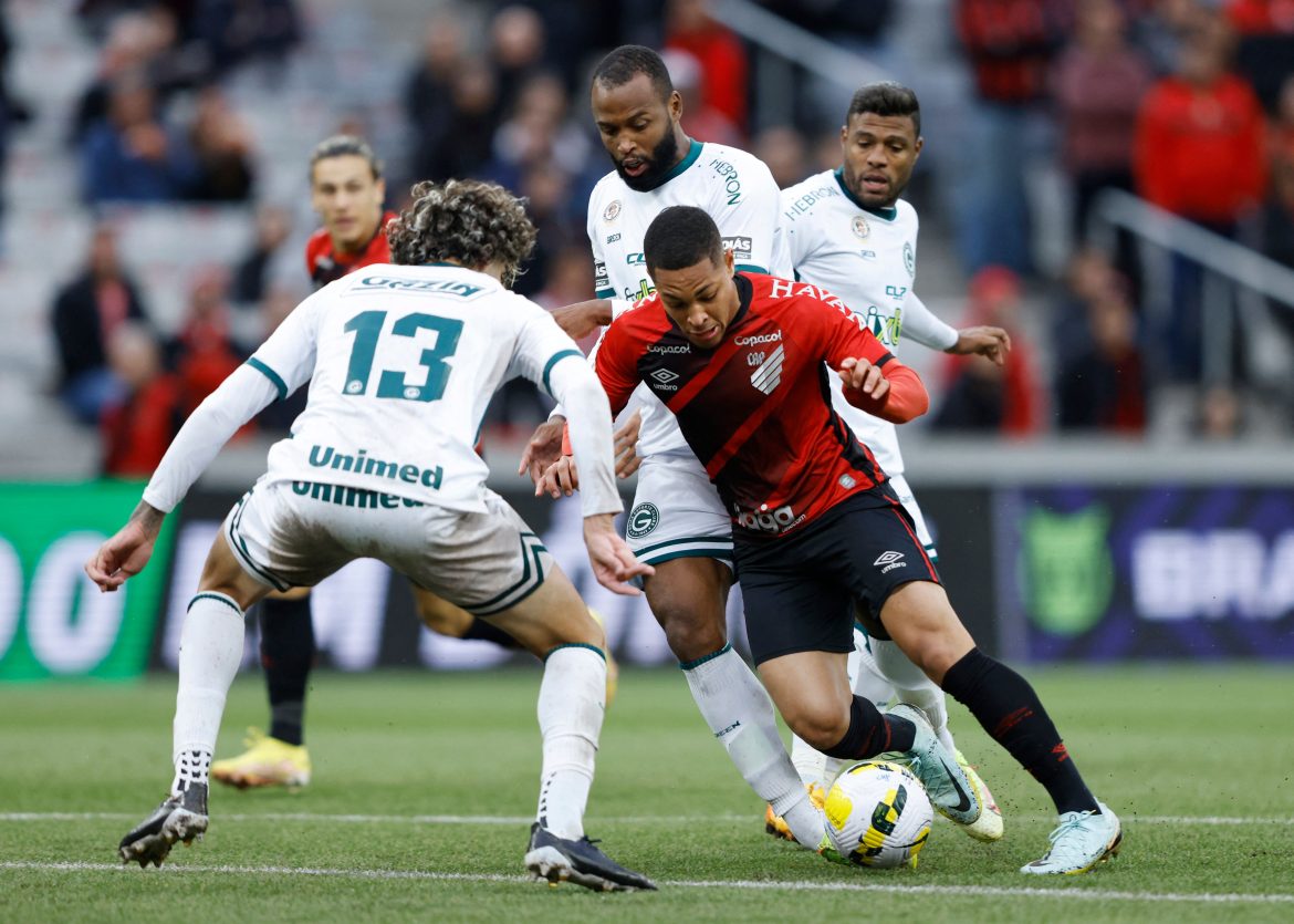 Newcastle Table Bid For £18m-Rated Barcelona Target
